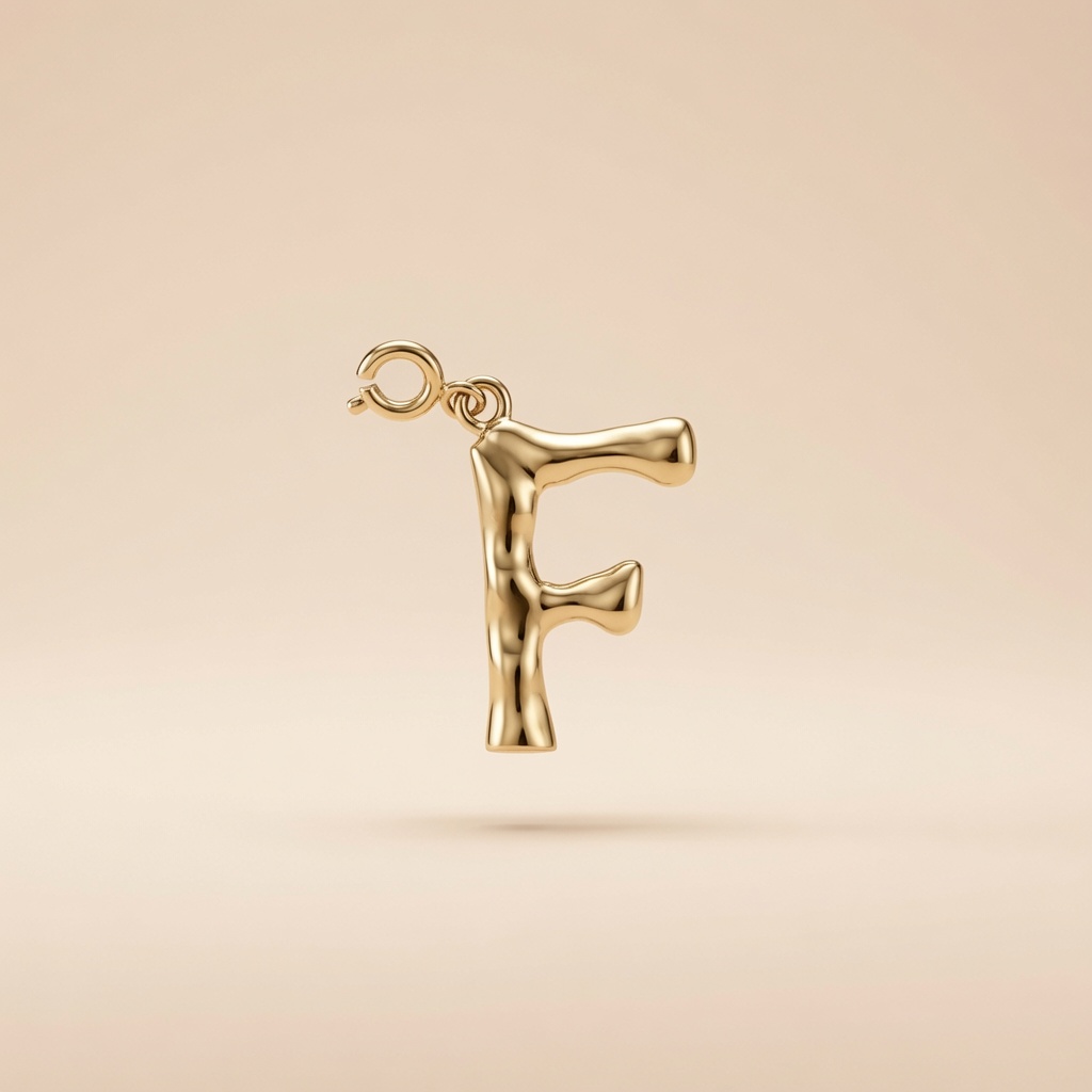 Charm - lettre alphabétique frappée – Image 6