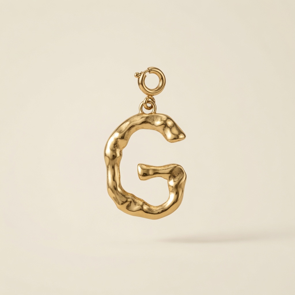 Charm - lettre alphabétique frappée – Image 7